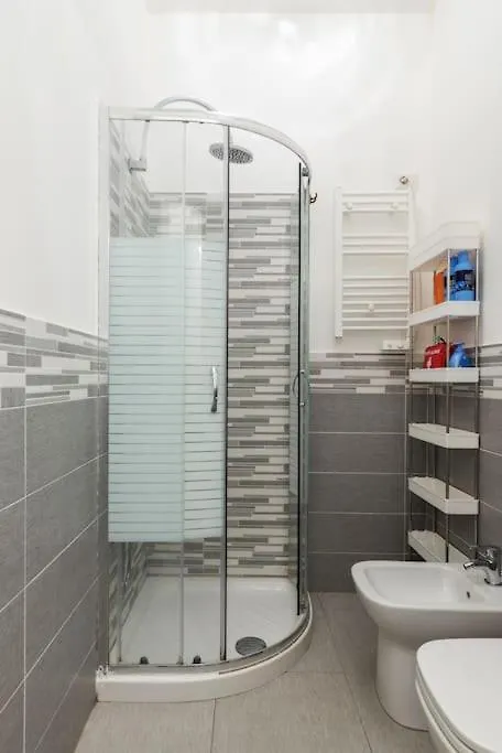 Da Francesco - Ampio Monolocale Soppalcato Apartamento Milão 0*,  Itália
